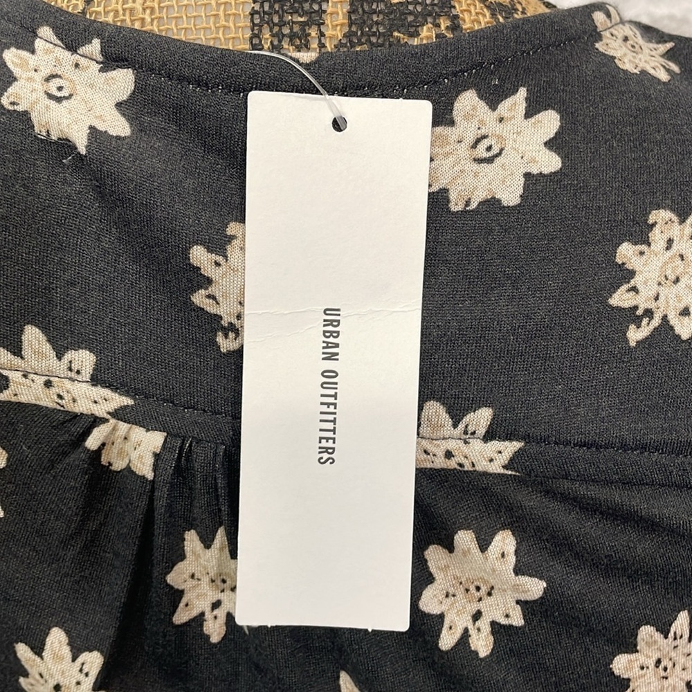 Urban Outfitters Zina Wrap Midi Dress - Picture 5 of 7